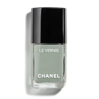 Chanel + Le Vernis Longwear Nail Color in 131 Cavalier Seul