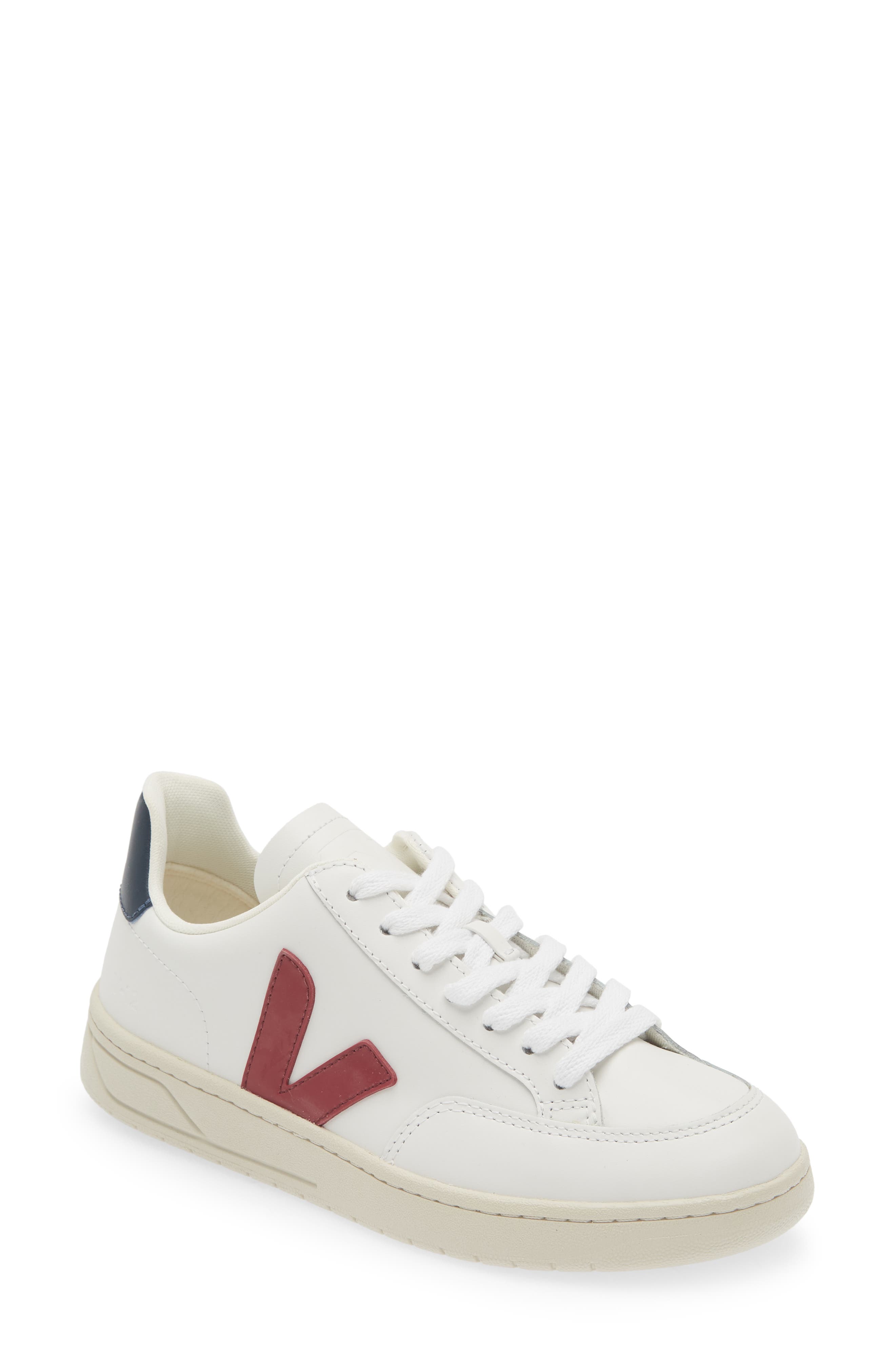 Veja + V-10 Sneaker