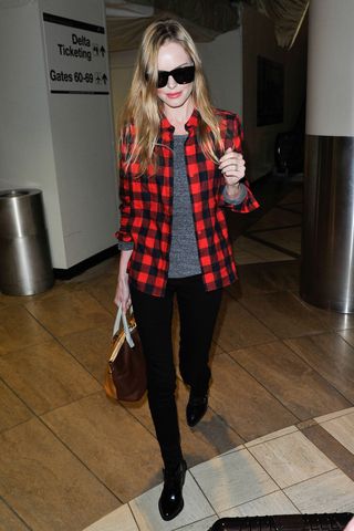 fall-celebrity-airport-style-309507-1695077209719-image