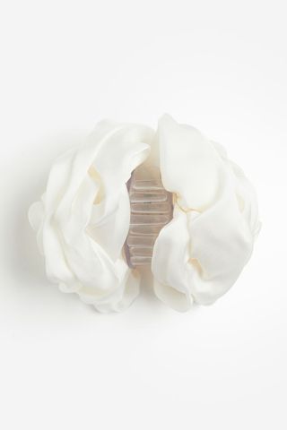 H&M + Flower-Decorated Hair Claw
