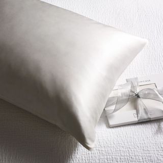 The White Company + Silk Beauty Pillowcase for Hair & Skin