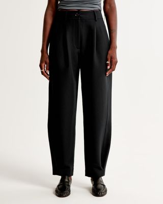 Abercrombie & Fitch + High Rise Taper Pant