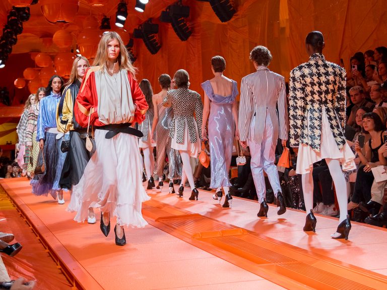 Louis Vuitton Just Set These 5 Trends for 2024 | Who What Wear