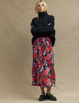 Nobody's Child + Petite Red and Black Floral Mila Midi Skirt