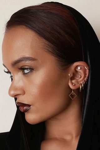 best-diamond-earrings-309846-1696535679916-main