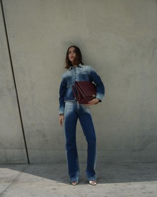 italian-jeans-outfits-310042-1697458567476-main