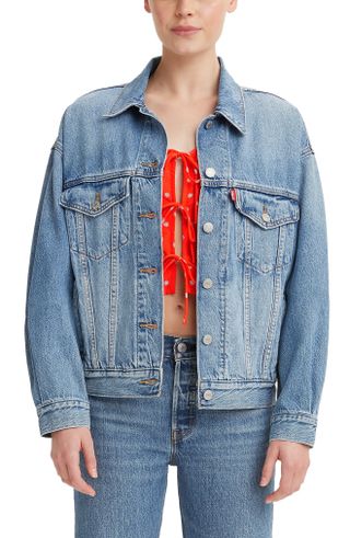 Levi's + '90s Denim Trucker Jacket