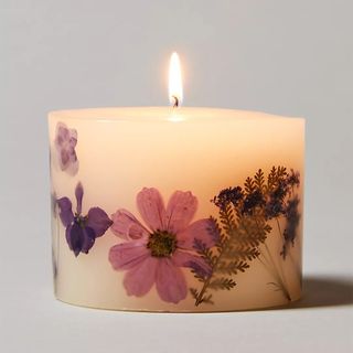 Rosy Rings + Petite Botanical Candle