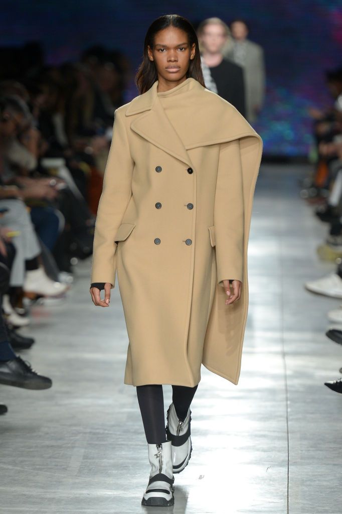 6 Chic Coat Trends That Ll Elevate Your Outfits In 2024 Who What Wear   Coat Trends 2024 310516 1699620161220 Main 768 80 