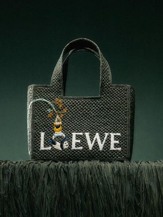 loewe-holiday-collection-2023-310550-1699963863905-main