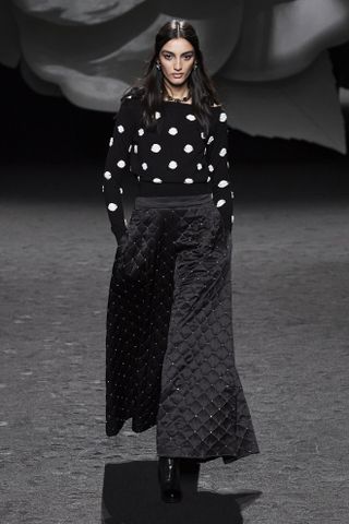 chanel-winter-outfits-310615-1700101882271-image