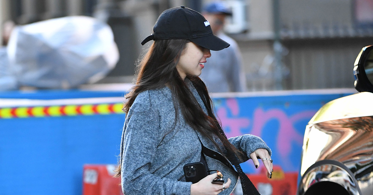 olivia-rodrigo-dr-martens-