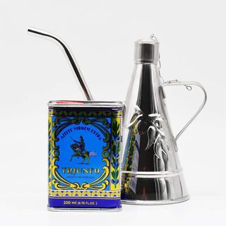 Luisa Paixao + Triunfo Olive Oil and Its Carafe