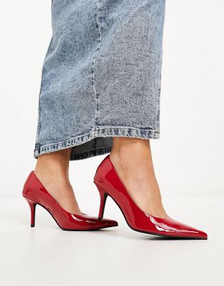 Asos Design + Wide Fit Sienna Mid Heeled Pumps in Red