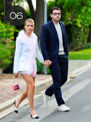 best-sofia-richie-outfits-310992-1701721472036-image