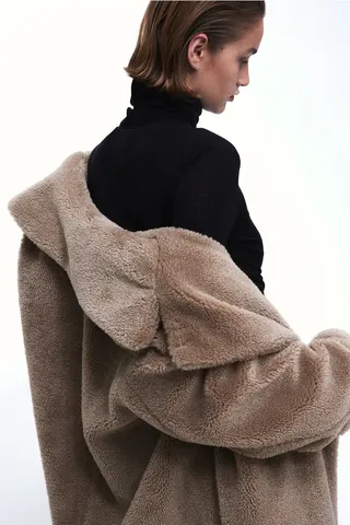 H&M + Fluffy Coat in Brown