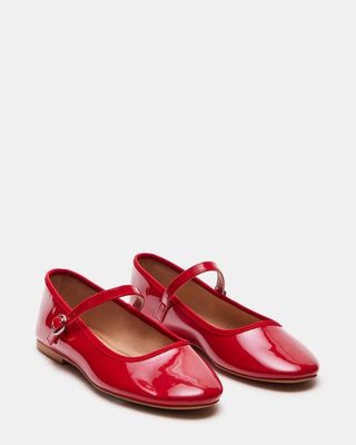 Steve Madden + Vinetta Red Patent Shoes
