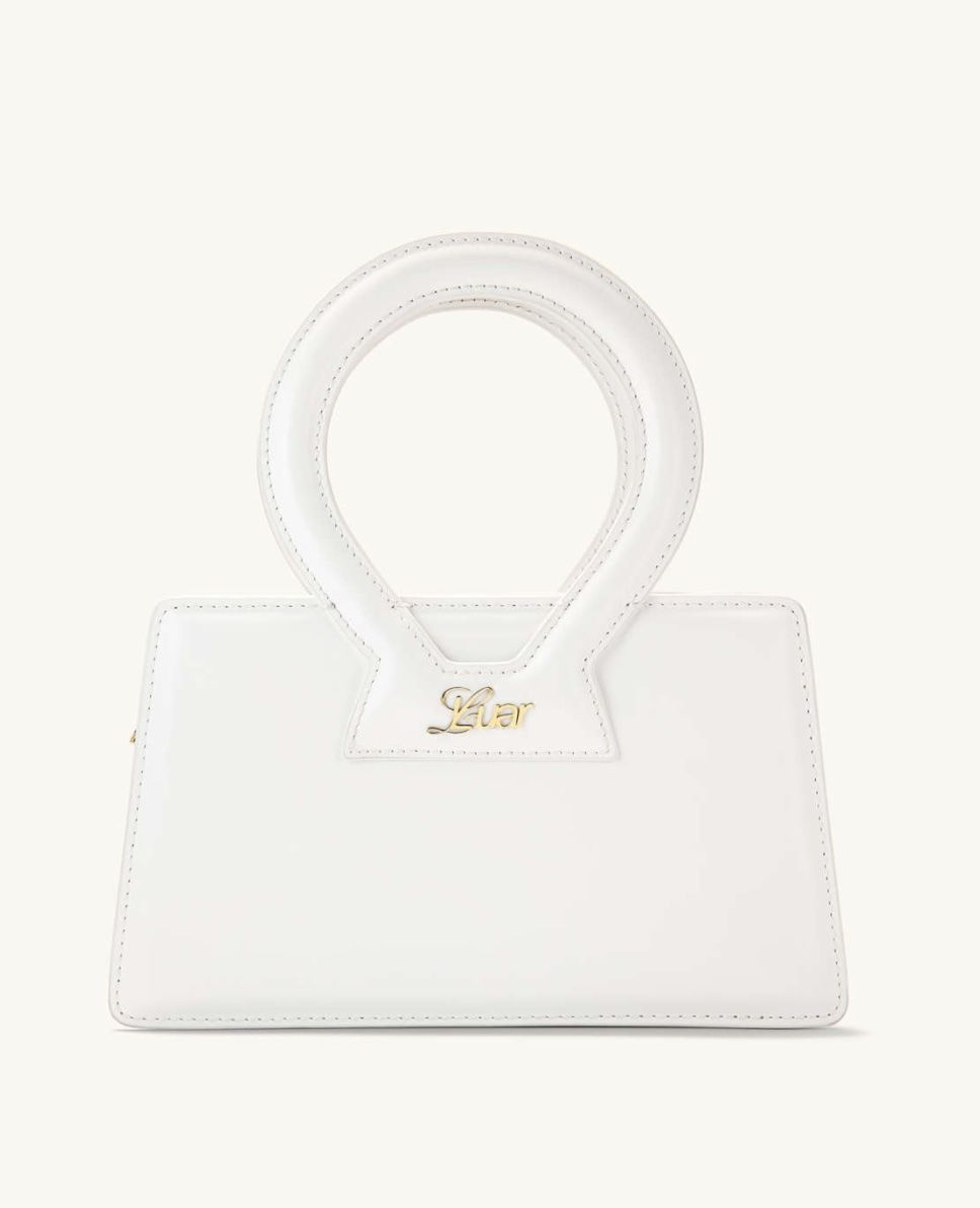 Shop the 5 Untrendy Trends That Shape Your 2024 Wardrobe | Who What Wear