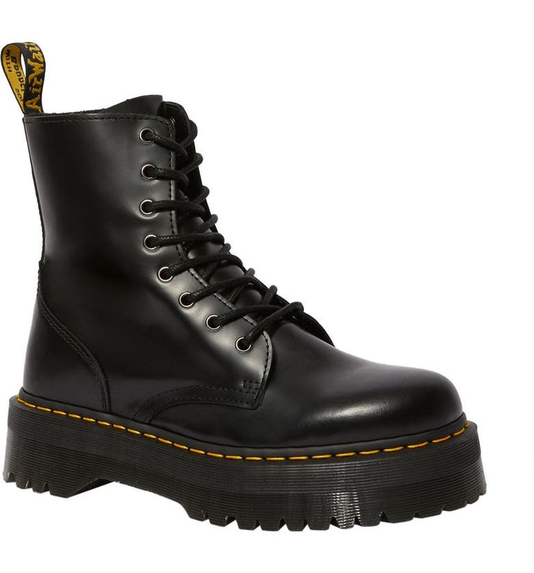Capsule Boots Black