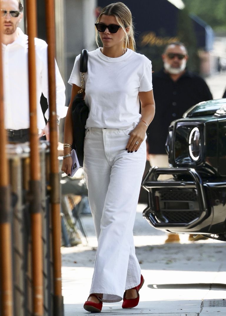 Shop the 7 Basics Sofia Richie Always Has in Her Wardrobe | Who What Wear
