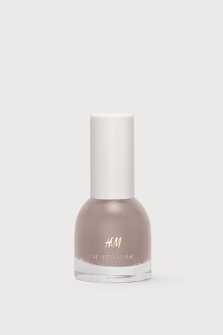 H&M + Nail Polish in Go-to-Greige