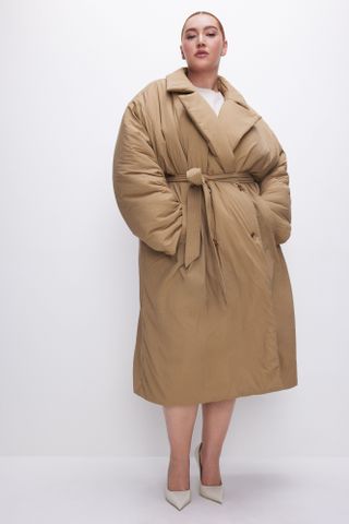 Good American + Belted Puffer Trench Coat in Good Khaki