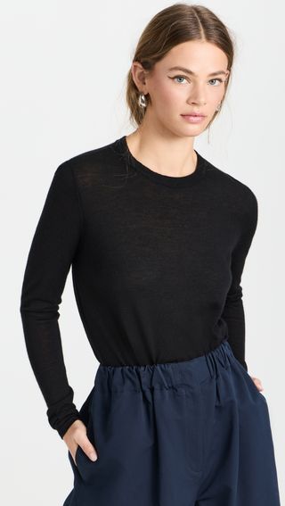 Co + Crew Neck Long Sleeve Cashmere Top