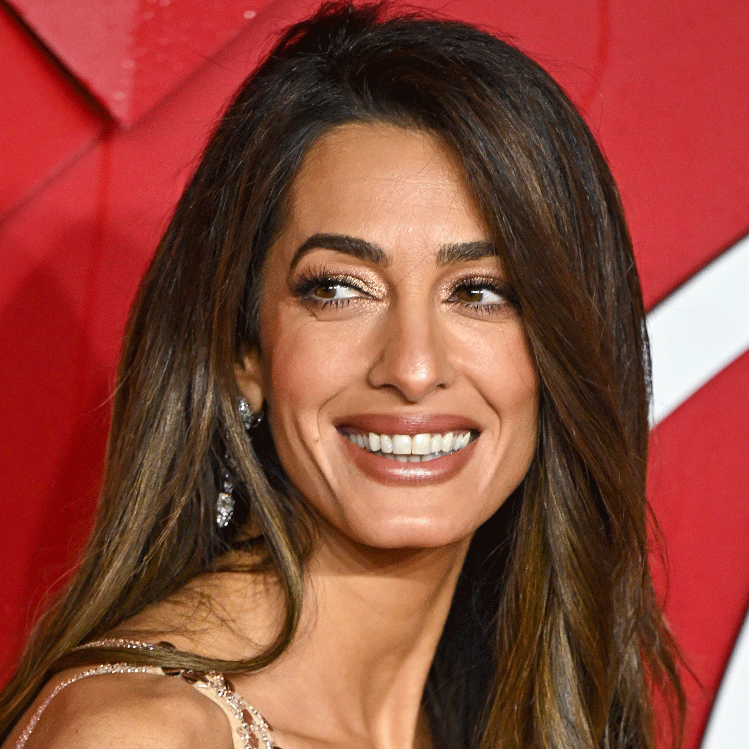 Amal Clooney Wore a Very Meghan Markle Look Who What Wear