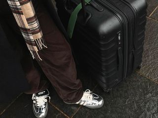 best-winter-shoes-for-airport-311256-1702519075636-main