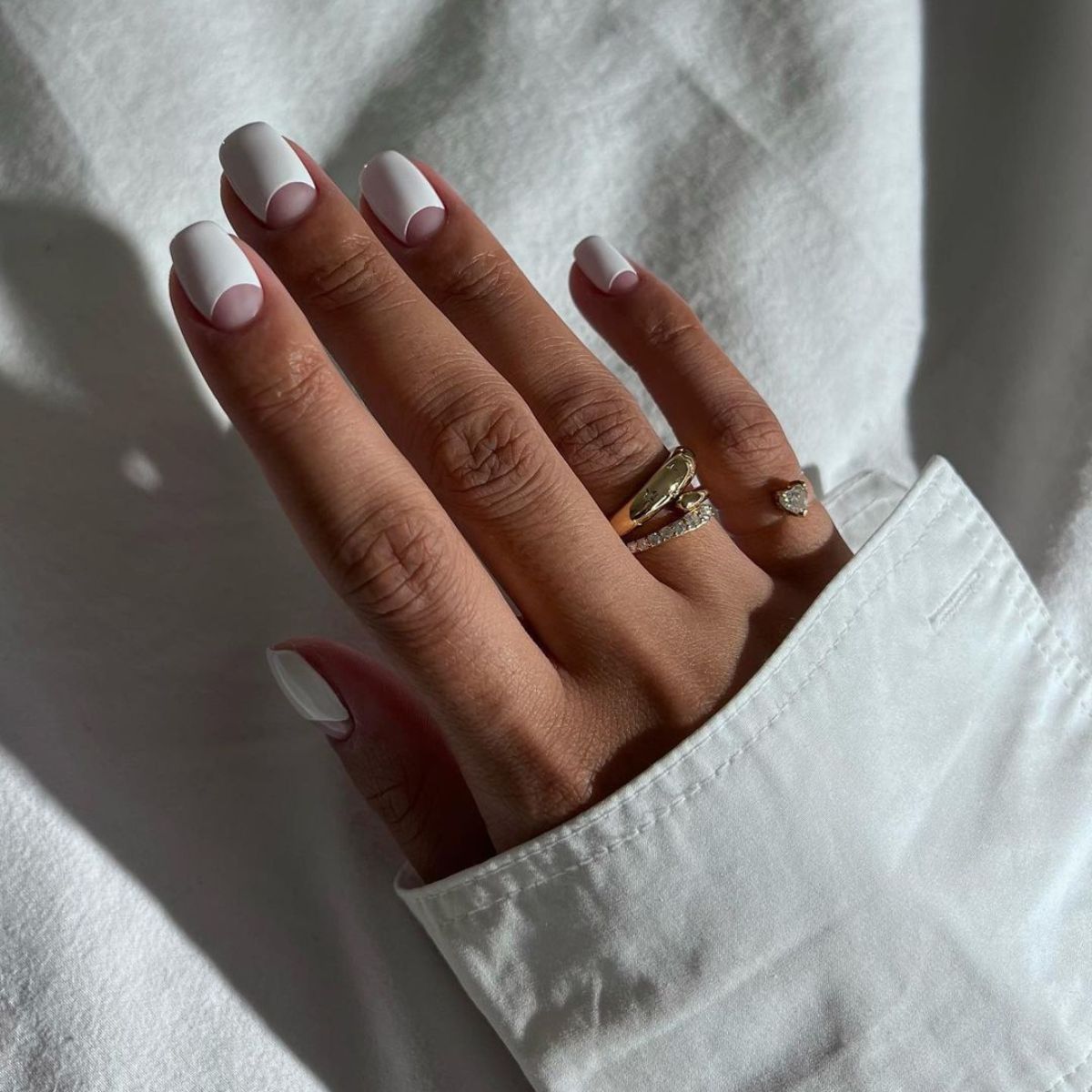 Chic Engagement Nails Every Wedding Day
