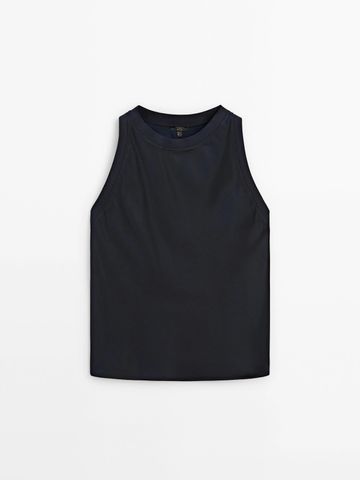 Minimalist Brands Carolyn Bessette Kennedy Would've Loved | Who What Wear