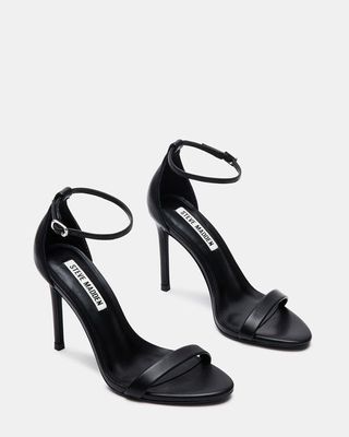 Steve madden + Tecy Black Leather