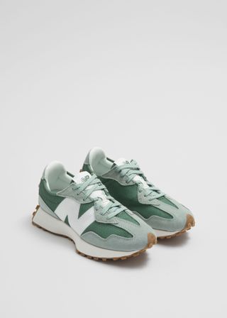 New Balance + 327 Sneakers in Green