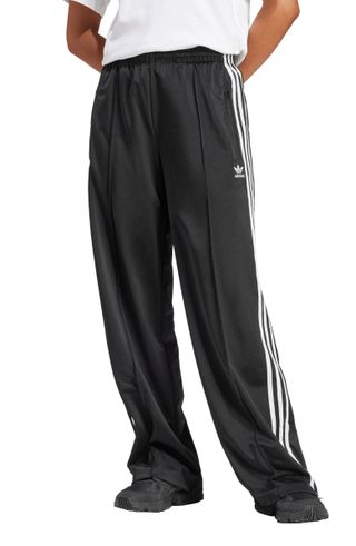 Regular Fit Sports Track Pants For Women in Mumbai at best price by Yelmar  International - Justdial