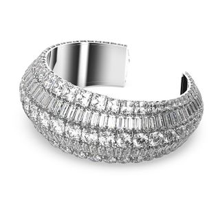 Most Fashionable Women's Bracelet Trends 2024 - Atolyestone