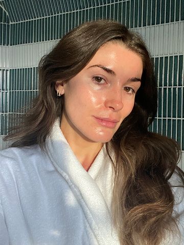 An Editor's Honest Review of Lymphatic Drainage Massage | Who What Wear