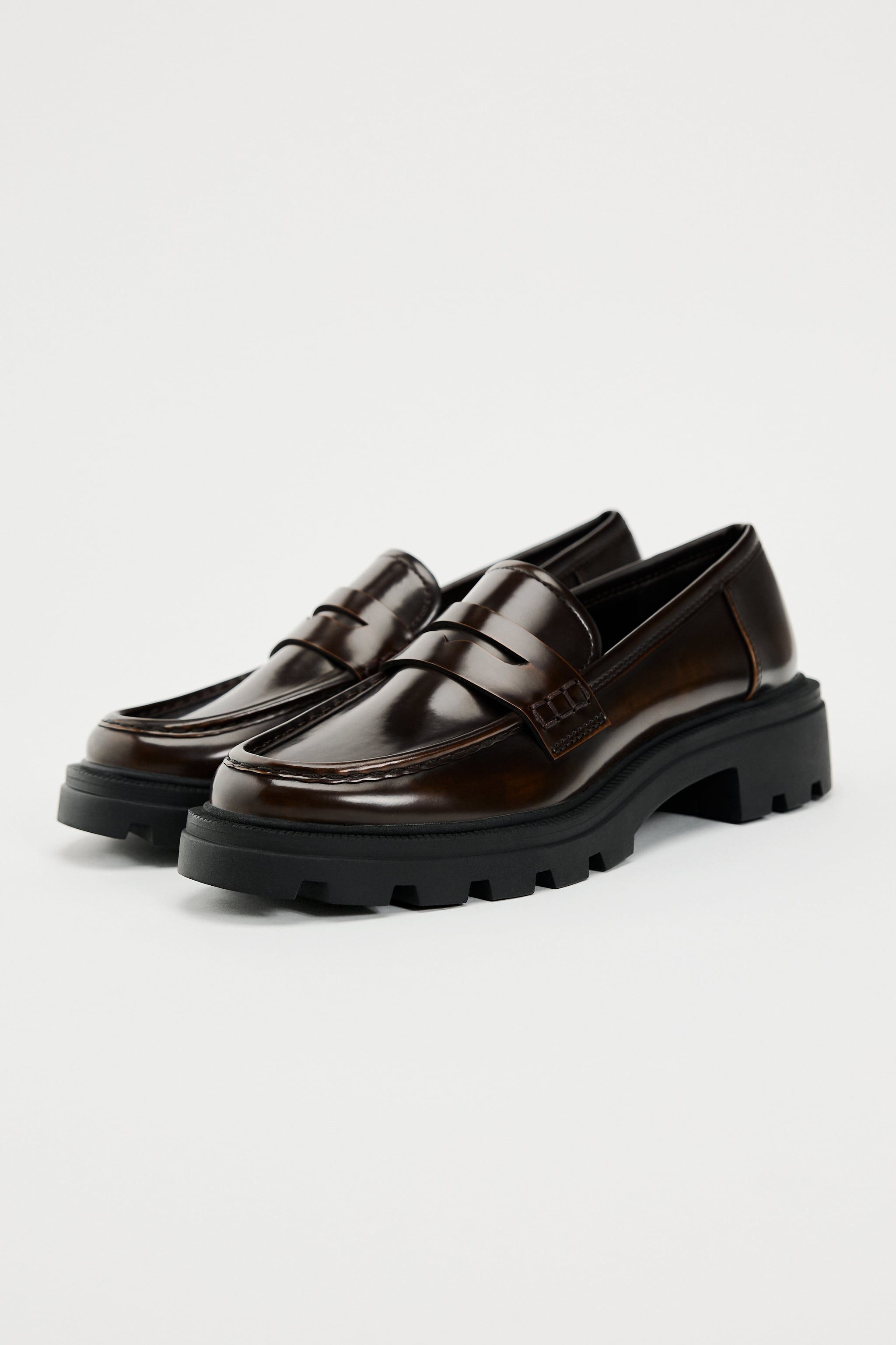 Zara + Distressed-Attain Note-Sole Loafers