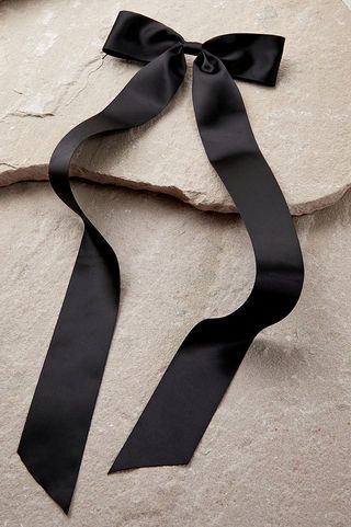 Urban Outfitters + Long Satin Bow Hair Clip