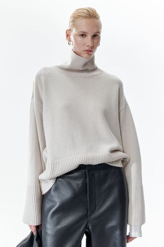 H&M + Cashmere-Blend Turtleneck Sweater