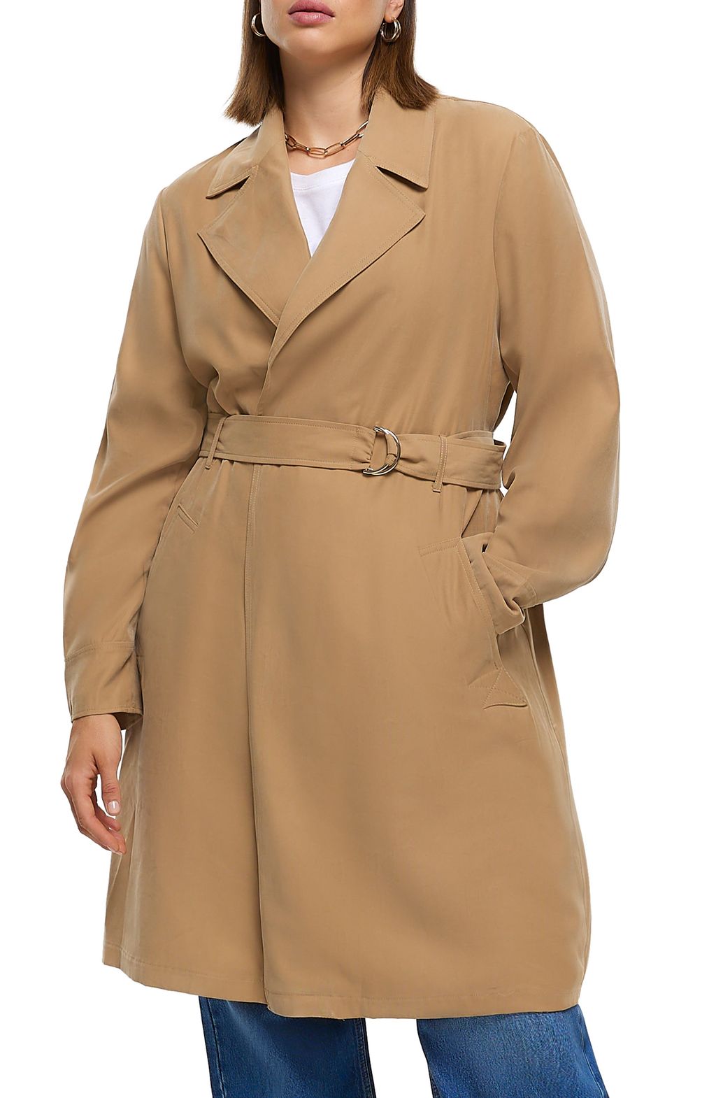 Chic Storm Coat with Timeless Elegance