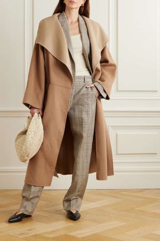Toteme + Oversized Two-Tone Wool and Cashmere-Blend Coat