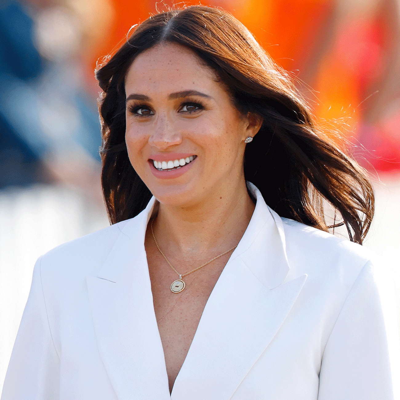 Meghan Markle Pantsuit Outfit | Who What Wear