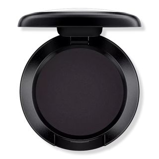 MAC Cosmetics + Matte Eyeshadow in Carbon