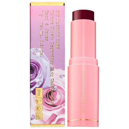 Miley Cyrus Wore These Beauty Products to the 2024 Grammys | Who What Wear