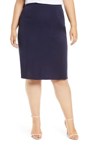 The Best Pencil Skirt for a Pear Shape Body - Lipgloss and Crayons