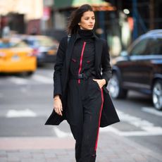 how-to-wear-a-jumpsuit-79754-1525287268752-square