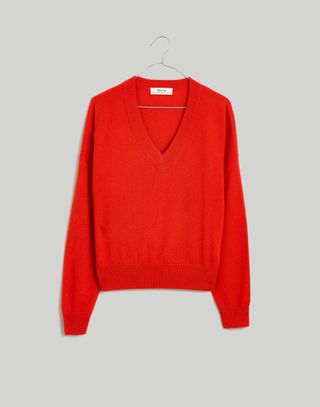 Madewell + (Re)sponsible Cashmere V-Neck Sweater in Wild Poppy