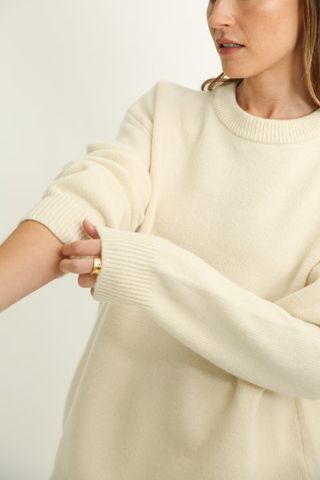 Almina Sweater + Oversized Wool/Cash Sweater
