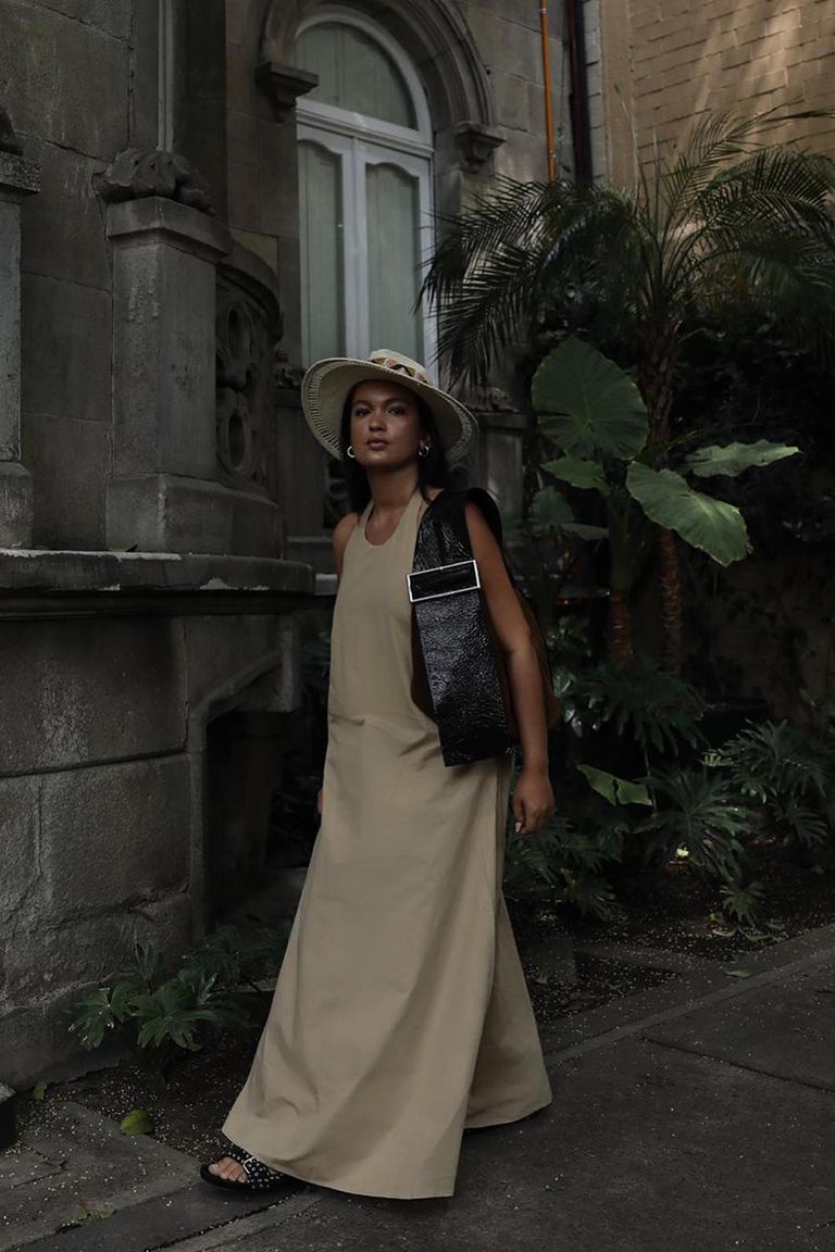 The 6 Best WrinkleFree Fabrics for Travel Who What Wear