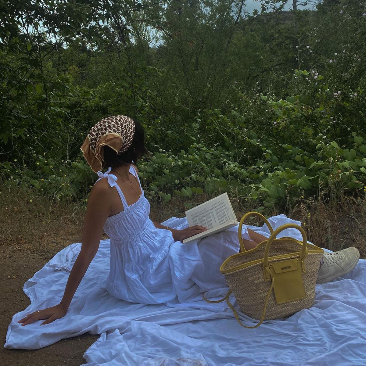 Your Ultimate Guide to What to Wear on a Picnic | Who What Wear Your Ultimate Guide to What to Wear on a Picnic | Who What Wear